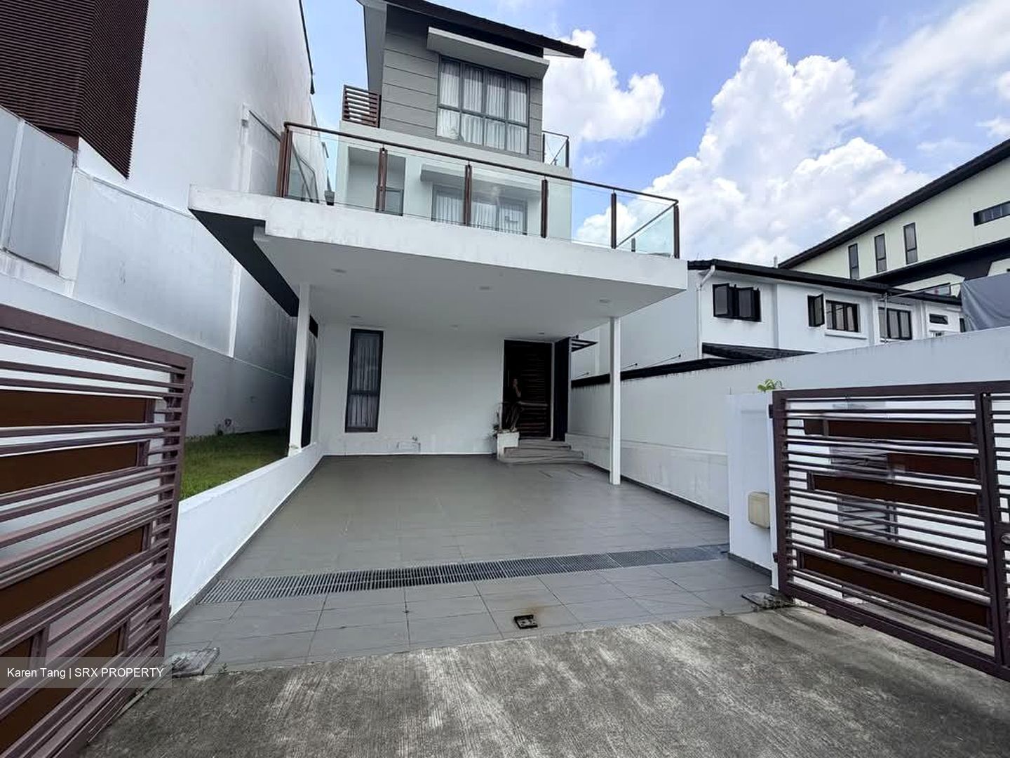Springleaf Garden (D26), Semi-Detached #557970681